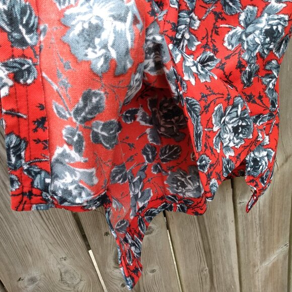 Vintage Plus Size Top Red Black Roses 47"B Pullover Shirt Blouse - Picture 11 of 11